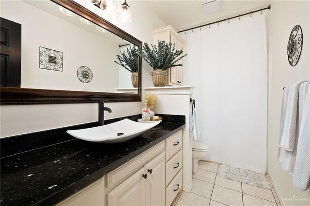 421 Savannah Drive, Pharr, TX 78577