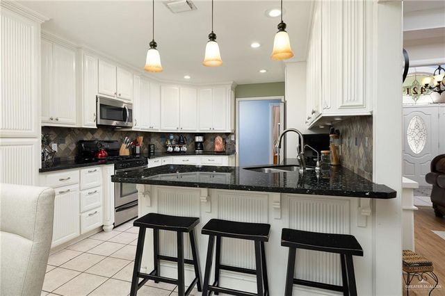 421 Savannah Drive, Pharr, TX 78577