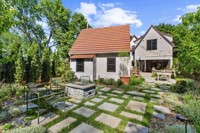 4406 Grimes Avenue S, Edina, MN 55424