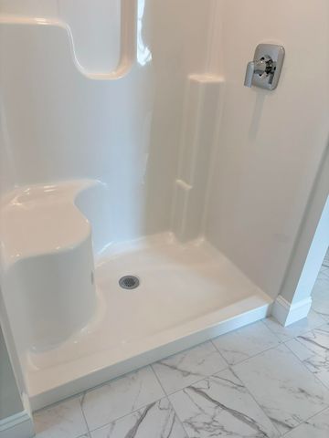 19 Woodmans Lane, Peterborough, NH 03458