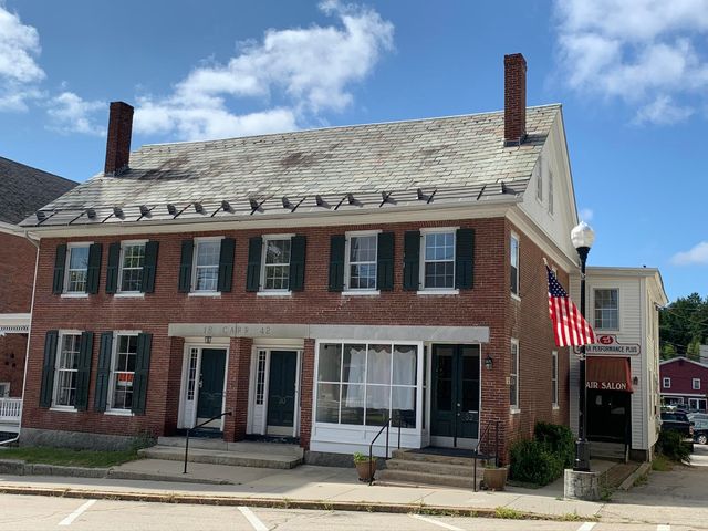 19 Woodmans Lane, Peterborough, NH 03458