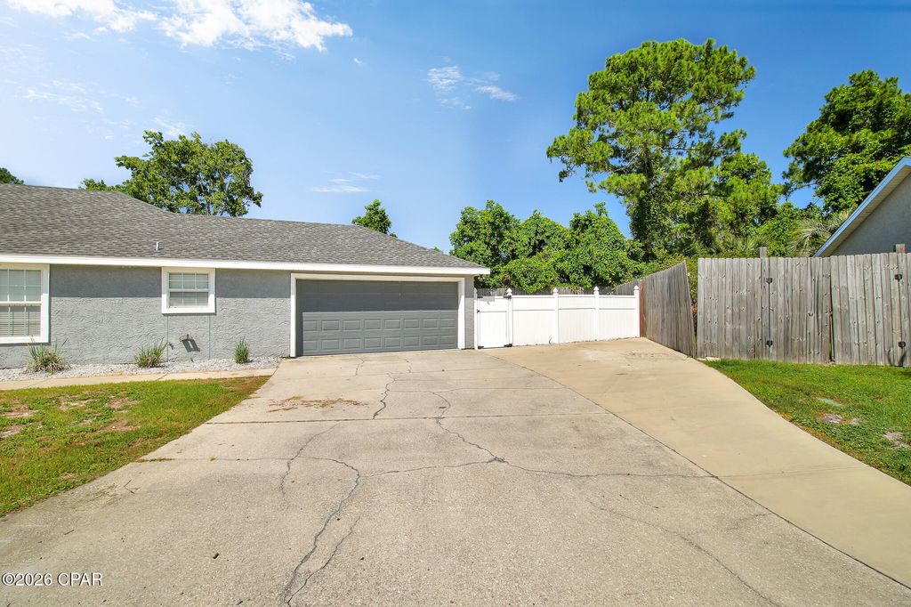 Image 26 of property listing at 936 Pelican Place, Panama City Beach, FL 32407