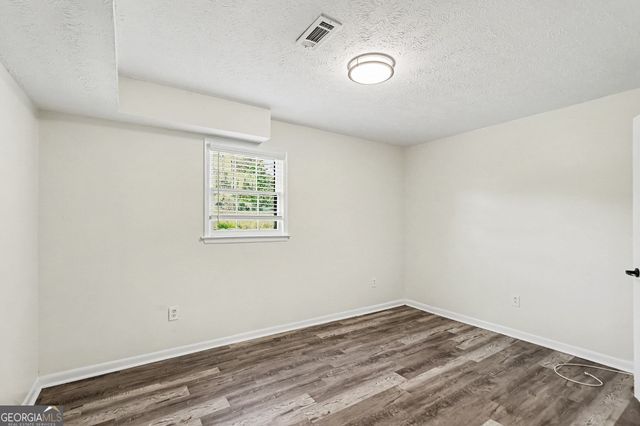 6 Bittersweet Lane, Newnan, GA 30263