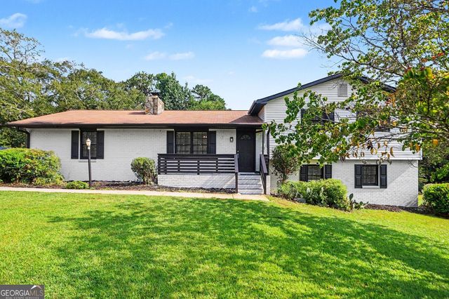 6 Bittersweet Lane, Newnan, GA 30263