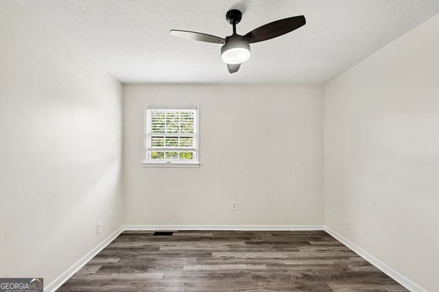 6 Bittersweet Lane, Newnan, GA 30263