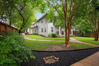 1507 Elton LN B, Austin, TX 78703