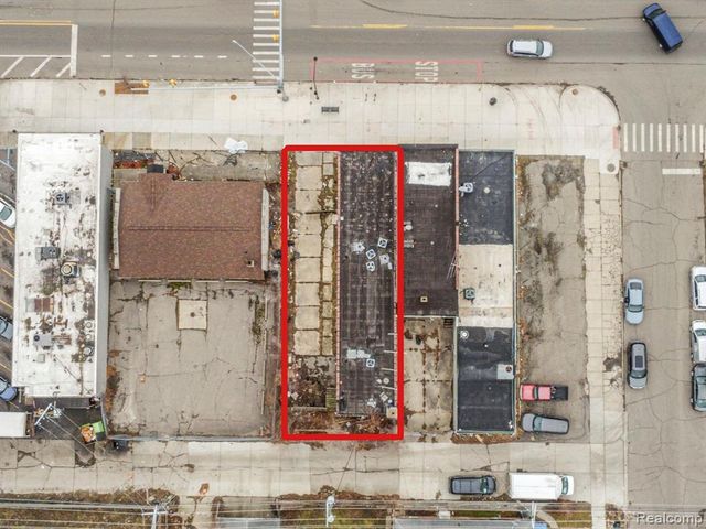 16815 W Warren Avenue, Detroit, MI 48228