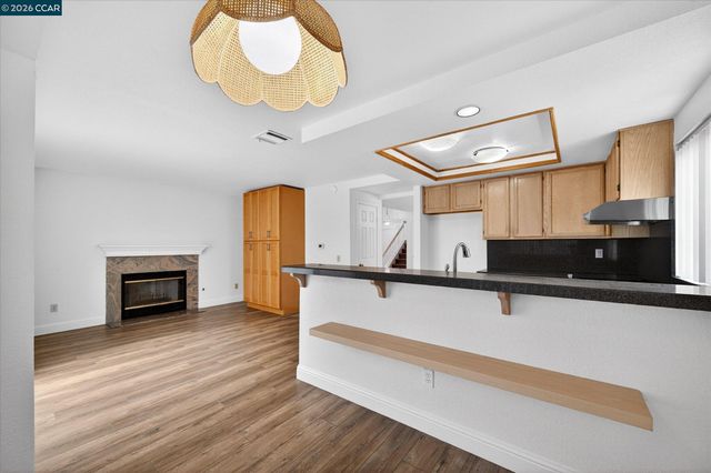 1026 Burnham Dr, Pittsburg, CA 94565