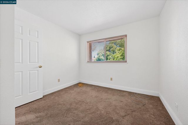 1026 Burnham Dr, Pittsburg, CA 94565
