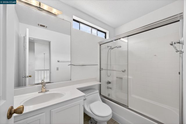 1026 Burnham Dr, Pittsburg, CA 94565
