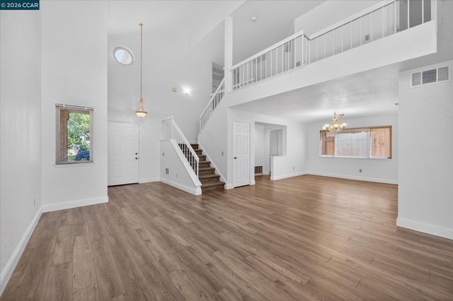 1026 Burnham Dr, Pittsburg, CA 94565