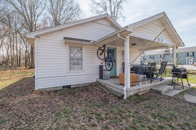 604 E Moore St, Tullahoma, TN 37388