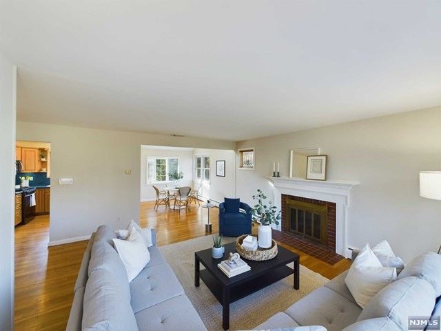 560 Northern Parkway, Ridgewood, NJ 07450