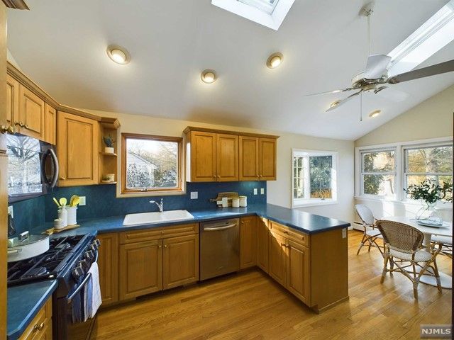 560 Northern Parkway, Ridgewood, NJ 07450