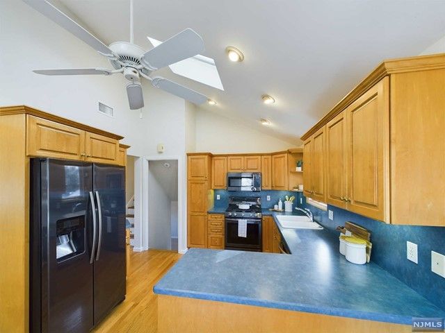 560 Northern Parkway, Ridgewood, NJ 07450