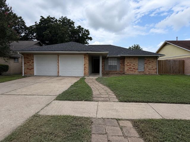 8119 Knightwood Forest Drive, Houston, TX 77088