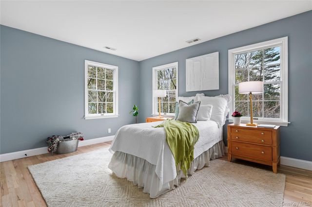 64 BRADFORD Avenue, Rye, NY 10580