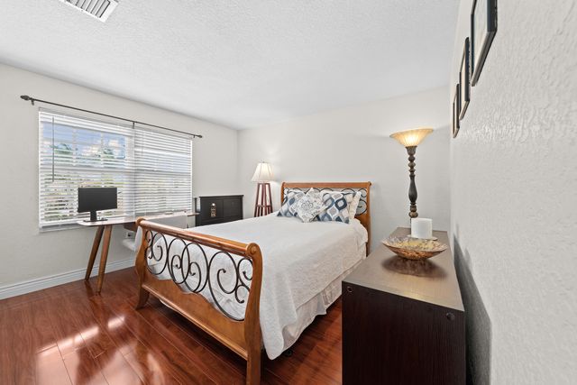 18956 La Costa Lane, Boca Raton, FL 33496