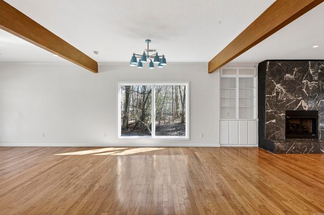 33 Marinero Way, Hot Springs Village, AR 71909