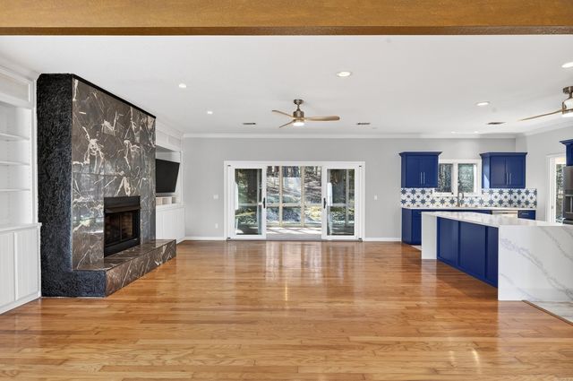 33 Marinero Way, Hot Springs Village, AR 71909