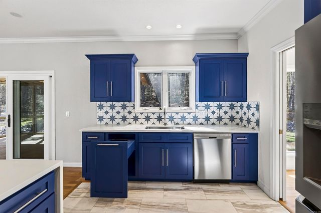 33 Marinero Way, Hot Springs Village, AR 71909