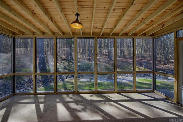 33 Marinero Way, Hot Springs Village, AR 71909