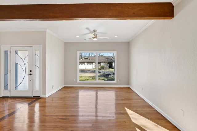 33 Marinero Way, Hot Springs Village, AR 71909