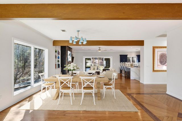 33 Marinero Way, Hot Springs Village, AR 71909