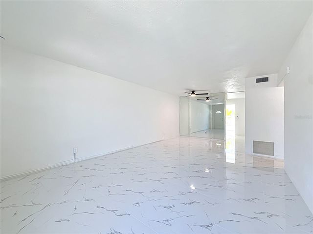 4295 58TH WAY N 1604, Kenneth City, FL 33709