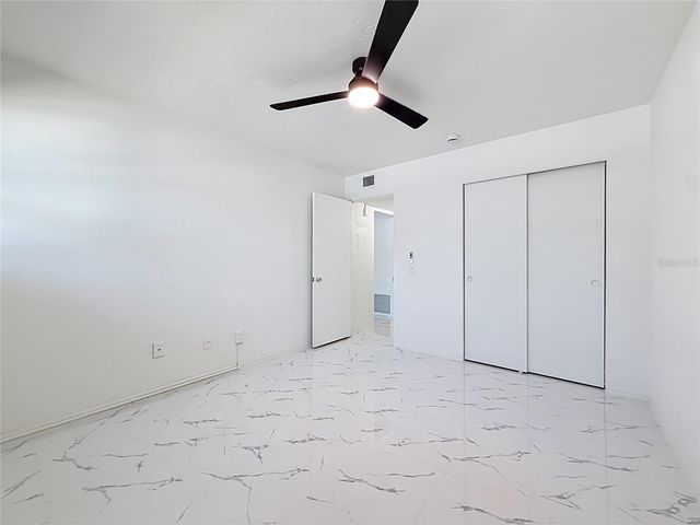 4295 58TH WAY N 1604, Kenneth City, FL 33709