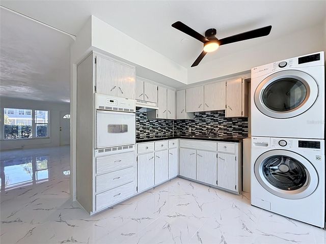 4295 58TH WAY N 1604, Kenneth City, FL 33709