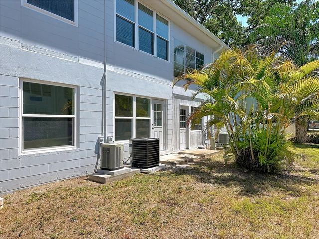 4295 58TH WAY N 1604, Kenneth City, FL 33709