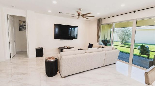 19179 Rolling Acres Road, Loxahatchee, FL 33470