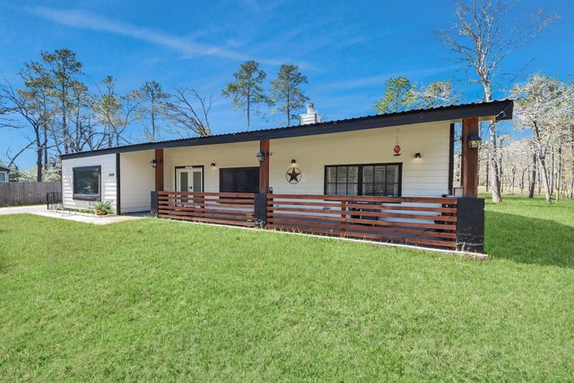 16419 Old Coach Road, Stagecoach, TX 77355