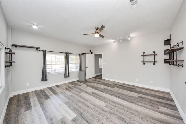 16419 Old Coach Road, Stagecoach, TX 77355