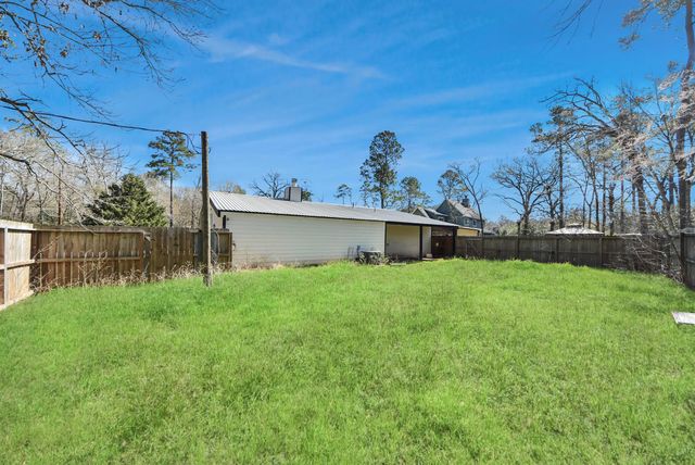 16419 Old Coach Road, Stagecoach, TX 77355