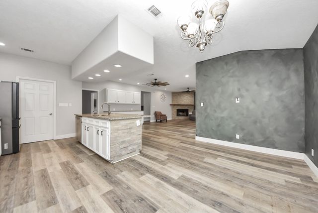 16419 Old Coach Road, Stagecoach, TX 77355