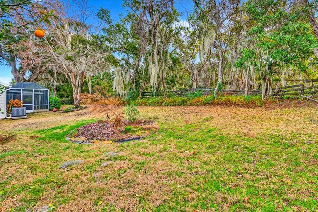 242 JUAREZ WAY, Lady Lake, FL 32159