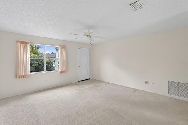 242 JUAREZ WAY, Lady Lake, FL 32159