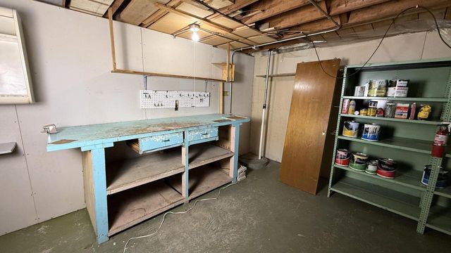 351 Hialeah DRIVE, Racine, WI 53402