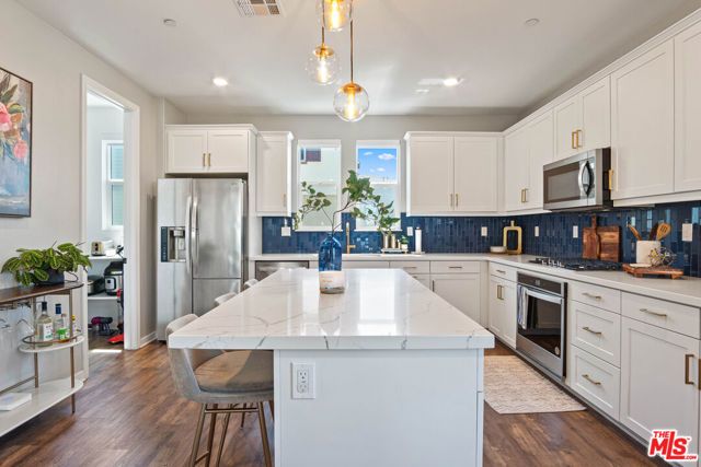 716 Sienna Way, Inglewood, CA 90301