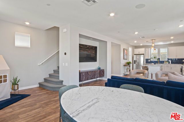 716 Sienna Way, Inglewood, CA 90301
