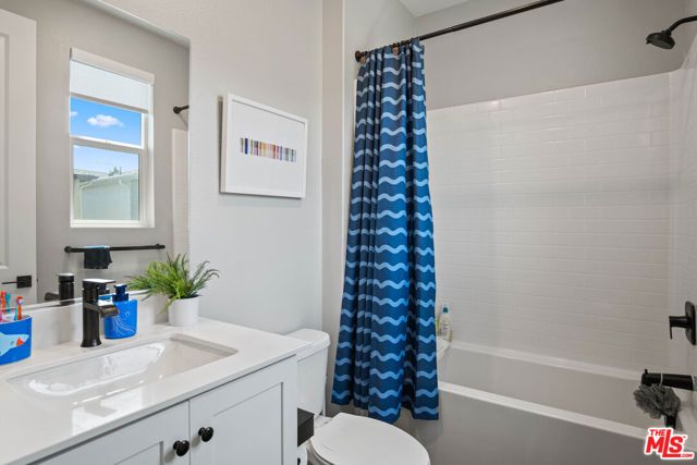 716 Sienna Way, Inglewood, CA 90301