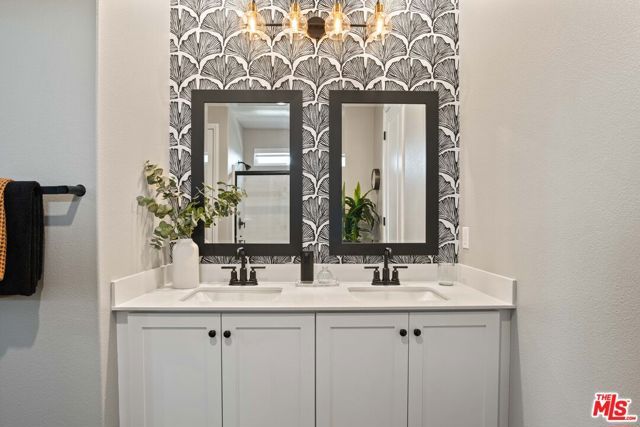 716 Sienna Way, Inglewood, CA 90301