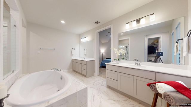 12302 Fort Anderson, San Antonio, TX 78245