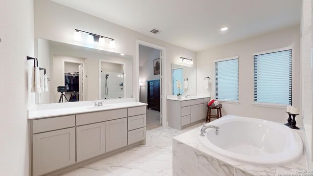 12302 Fort Anderson, San Antonio, TX 78245