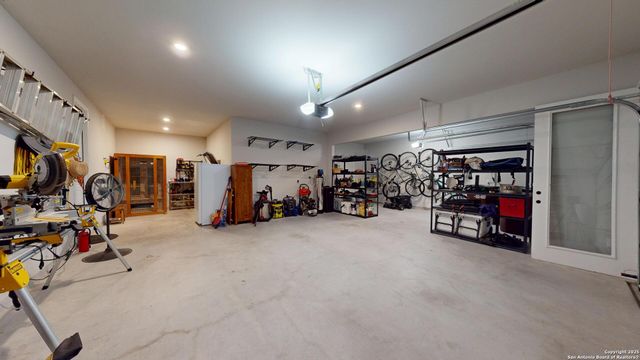 12302 Fort Anderson, San Antonio, TX 78245