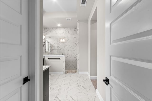 2800 Garrett Drive, Highland Village, TX 75077