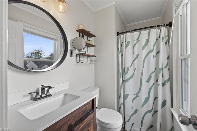 828 Maitland DR, Virginia Beach, VA 23454