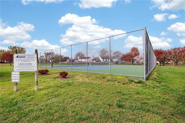 828 Maitland DR, Virginia Beach, VA 23454